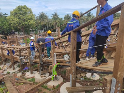 Thi công lắp đặt trò chơi mộc xà thịnh nộ